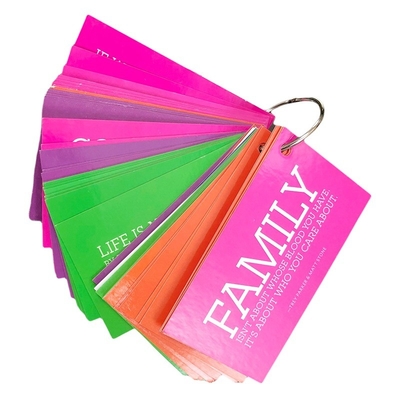Barnizado personalizado para bebés de educación temprana juguete juego de cartas juego con diseños personalizados